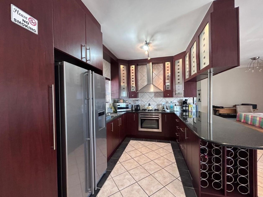 3 Bedroom Property for Sale in Jeffreys Bay Central Eastern Cape